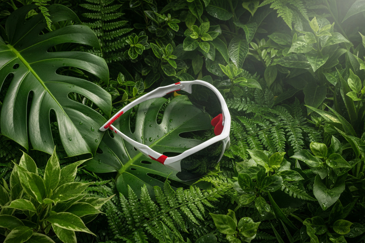 Men & Women Universal Sunglasses Trendy Sporty Style Sun Eyewear White and Red Frame