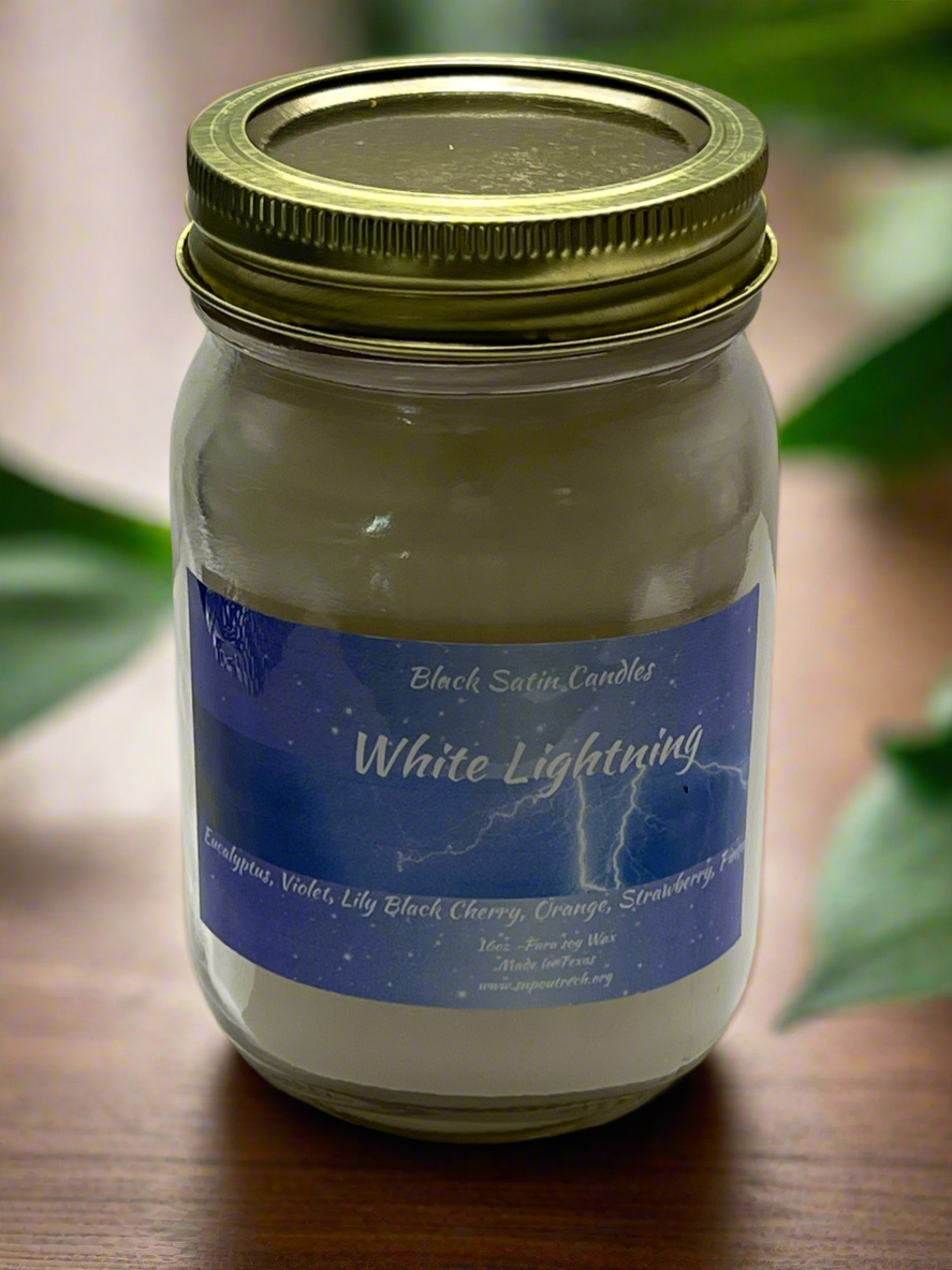 White Lighting Scented Candle 16oz Single Cotton Wick Glass Jar