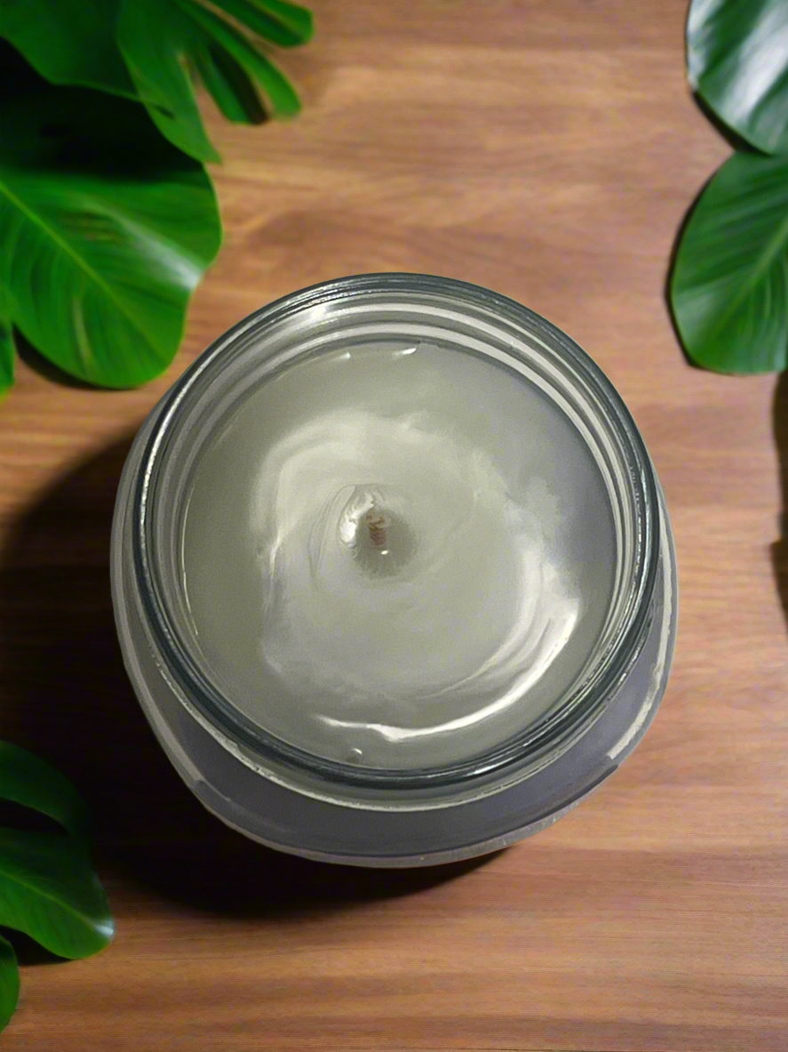 Ocean Breeze Scented Candle 8oz Jar Paraffin Soy Wax Multicolor Cotton Wick